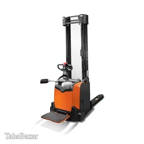 استاکر برقیمدل SWE140 با ارتفاع 4800 میلیمتر فراز بالابر آکام